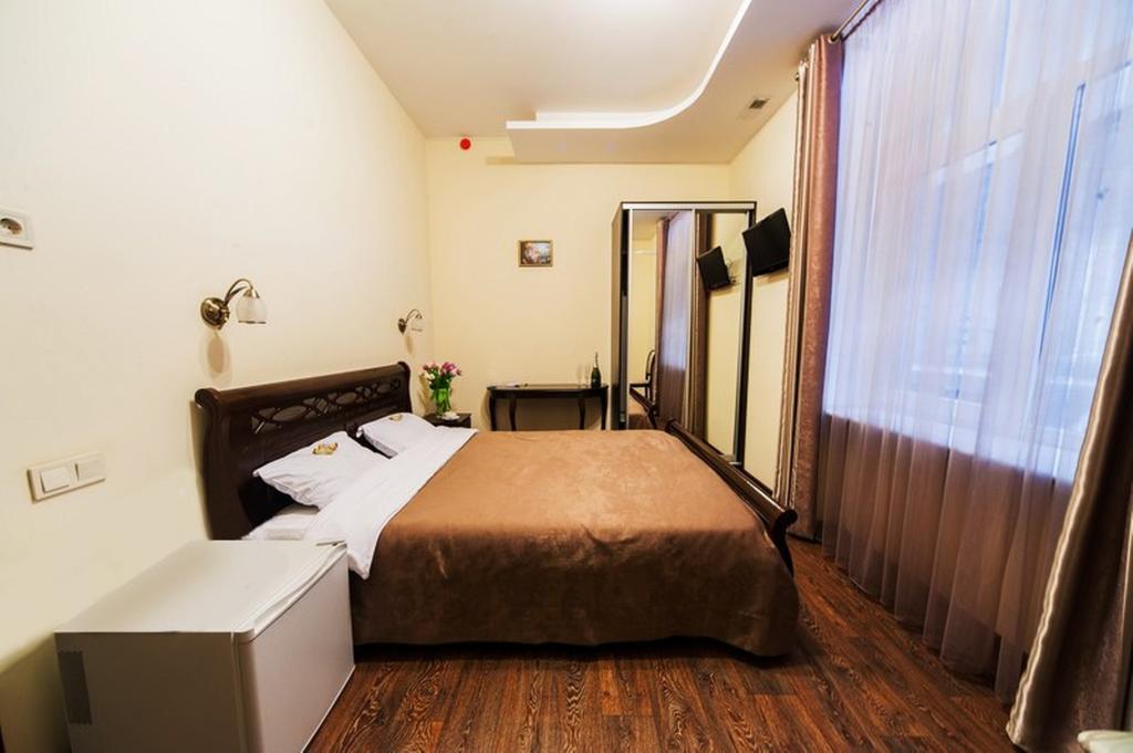 Zenith Hotel Odessa Zimmer foto
