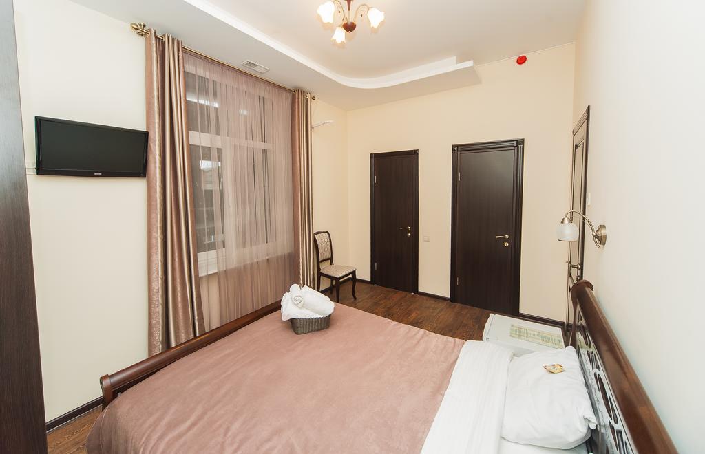 Zenith Hotel Odessa Zimmer foto